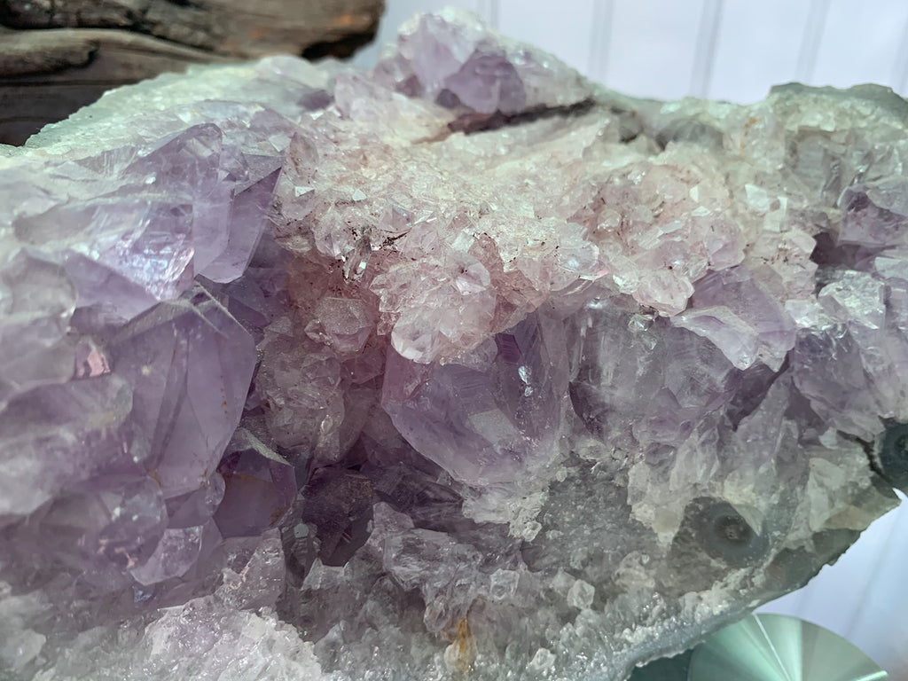 Pink Amethyst!!!!!

#brazilianbeauty #uniqueminerals #pinkamethyst #amethyst...