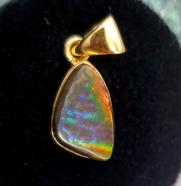 A Grade Ammolite Pendant (Gold Plated) .925SS