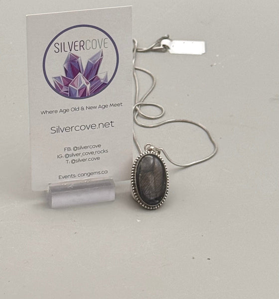 Canadian Sapphire Pendent in .925 Sterling Silver