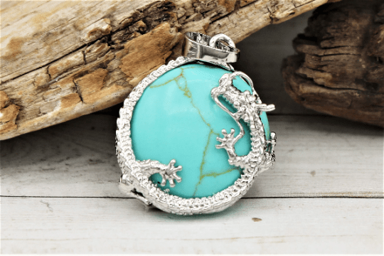 Howlite (Dyed)Dragon Pendant