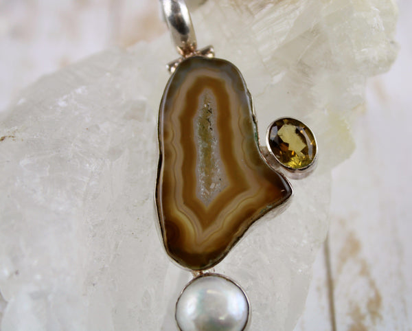 Druzy Agate Pendant