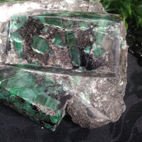 Polished Emerald in Matrix (1.57 kg)