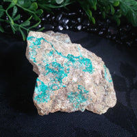 Dioptase & Apophyllite (186 g)