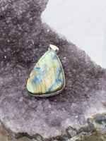 Labradorite in Sterling Silver Pendant
