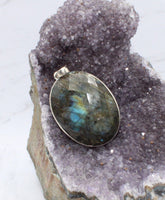 Labradorite in Sterling Silver Pendant