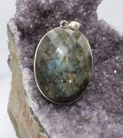 Labradorite in Sterling Silver Pendant