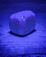 Freeform Caribbean Calcite Carving, 48g