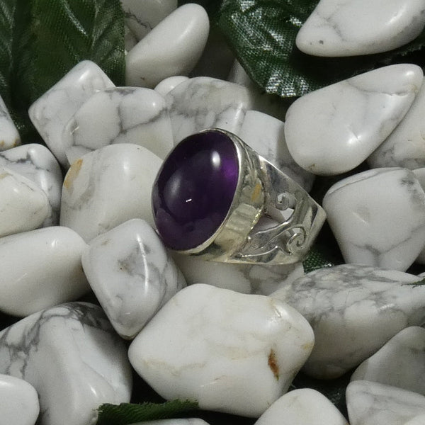 Amethyst Sterling Silver Ring (size 8.5)