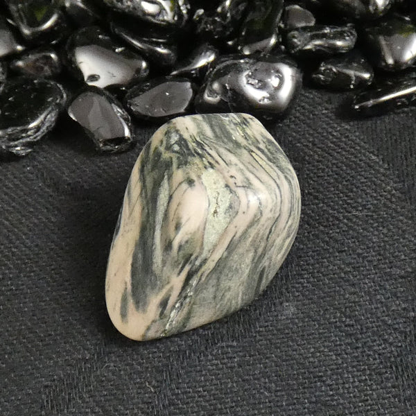 Green Jasper Tumble Stone, 20mm To 35mm at Rs 800/kg in Delhi