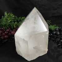 Rough Quartz Point Tower (2.132 kg)